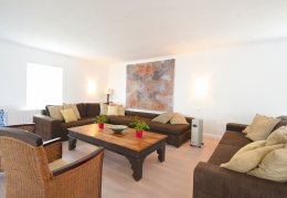 Group room Kundalini Yoga retreat Ibiza Group room Kundalini Yoga retreat Ibiza