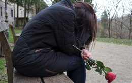 Rouwen uitgelegd in fases rouwen hypnose praktijk Rotterdam en Dordrecht directe hypnose