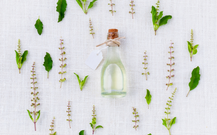 Essenteilee olien, stenen en thee bij Ontspannen moeders in Driebergen Onstpannen moeders gebruikens Essentiele olien, stenen en thee in Driebergen