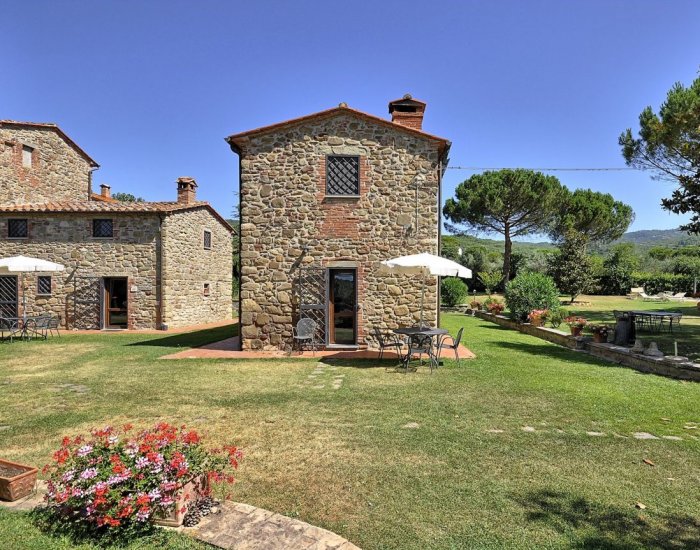 Agriturismo Borgo San Donino Agriturismo Borgo San Donino