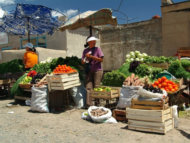 Bazaar Balykchy