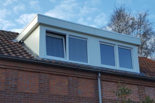 Gezamenlijke dakkapel Gezamenlijke dakkapel