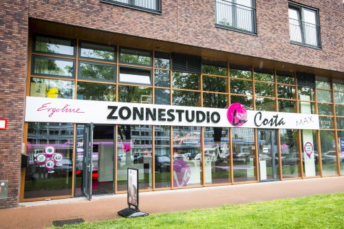 Zonnebank Lacosta  Utrecht MAX Zonnebank Lacosta  Utrecht MAX