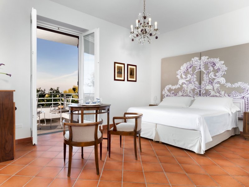 Mooie kamers met terras in Sorrento