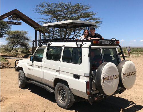 Private jeep for the perfect honeymoon Tanzania