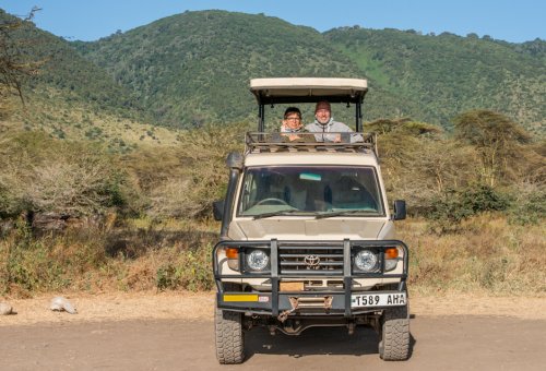 Tanzania Safari Makasa Jeep