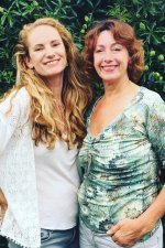 Boezemvriendinnen Eva en Francine boezemvriendinnen