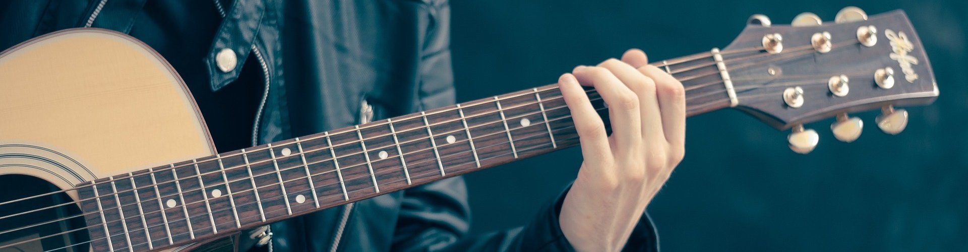Allerlei soorten factor Stal Online gitaarlessen - OnlineMuziekCursus.nl