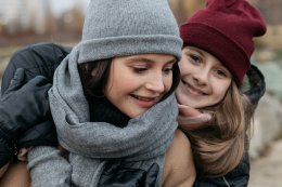 Wanneer gaat de alimentatie in moeder en dochter hebben plezier