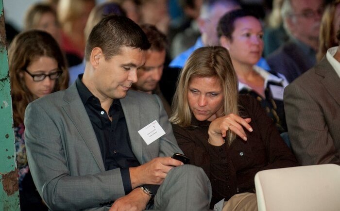 Enquête in PowerPoint - PPT Solutions Enquête in PowerPoint - PPT Solutions