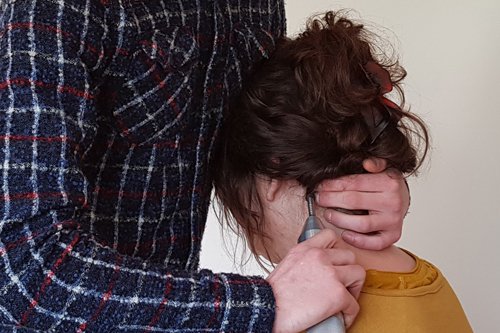 De oorzaak van nekproblemen zoals een whiplash worden aangepakt De oorzaak van nekproblemen zoals een whiplash worden aangepakt