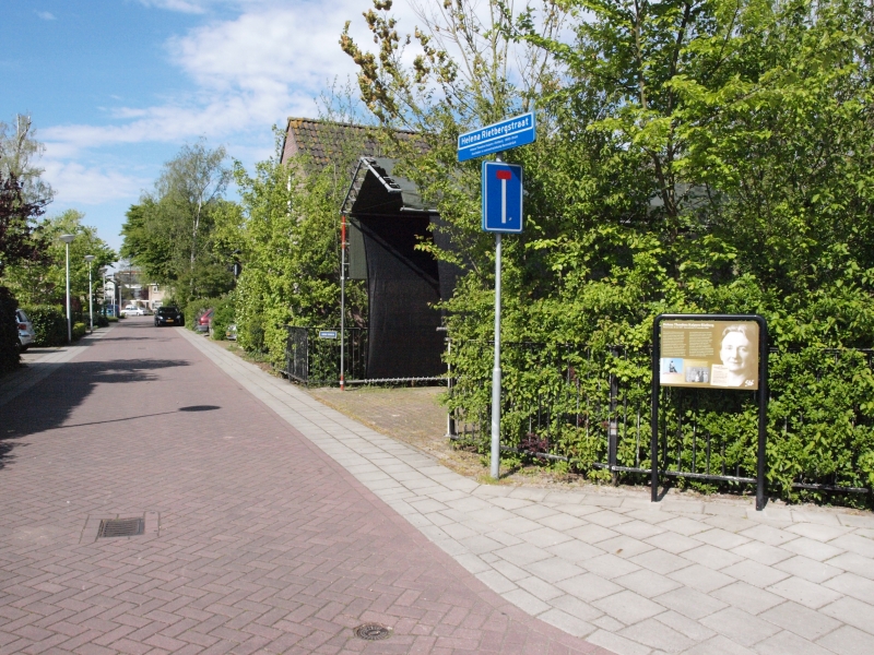 staande informatiepanelen verzetsstrijders Gemeente Gouda staande informatiepanelen verzetsstrijders Gemeente Gouda