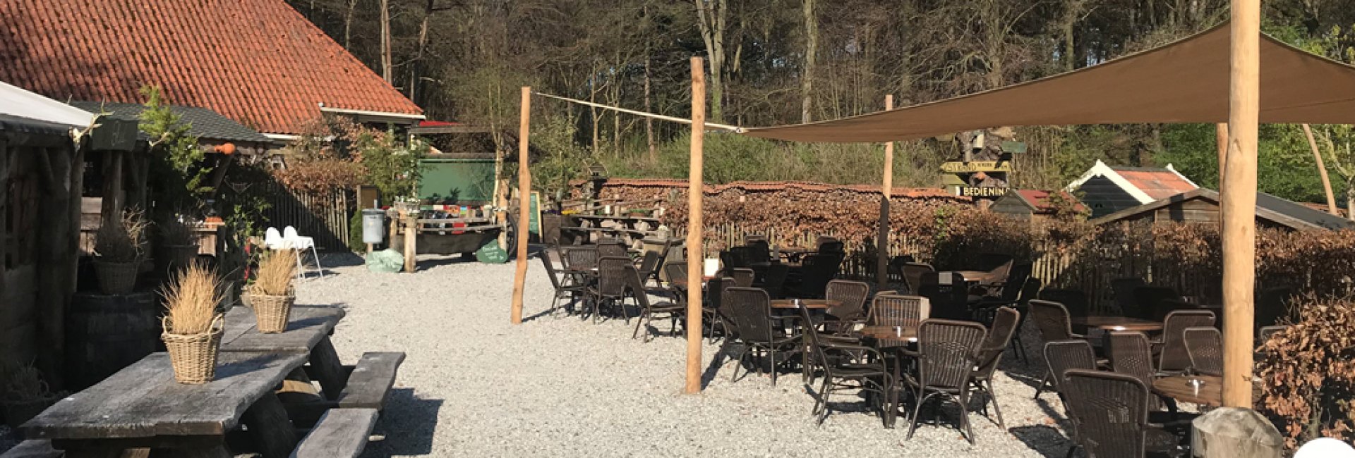 Terras van De Gasterij Kruisberg