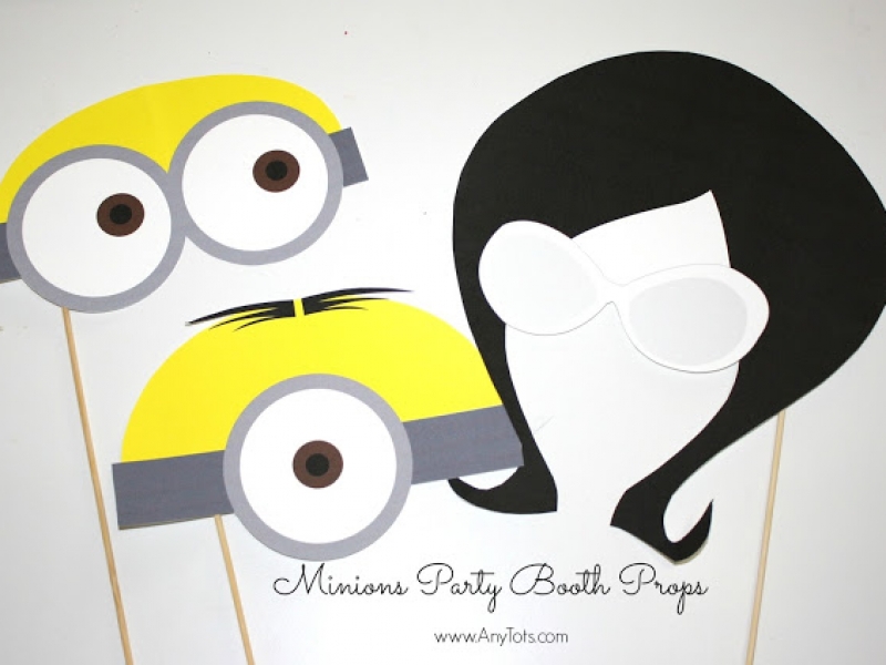 Fotoprops voor een Minions feestje