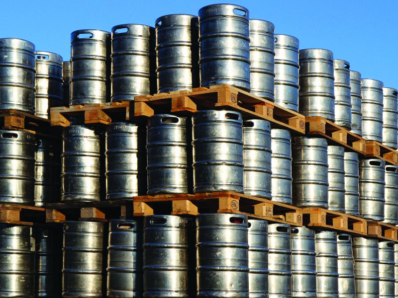 Thorsec zorgt voor de beveiliging van uw drankenopslag of leeggoed met schrikdraad beveiliging, schrikdraaddetectie of rust ze uit met camera bewaking en observatie.