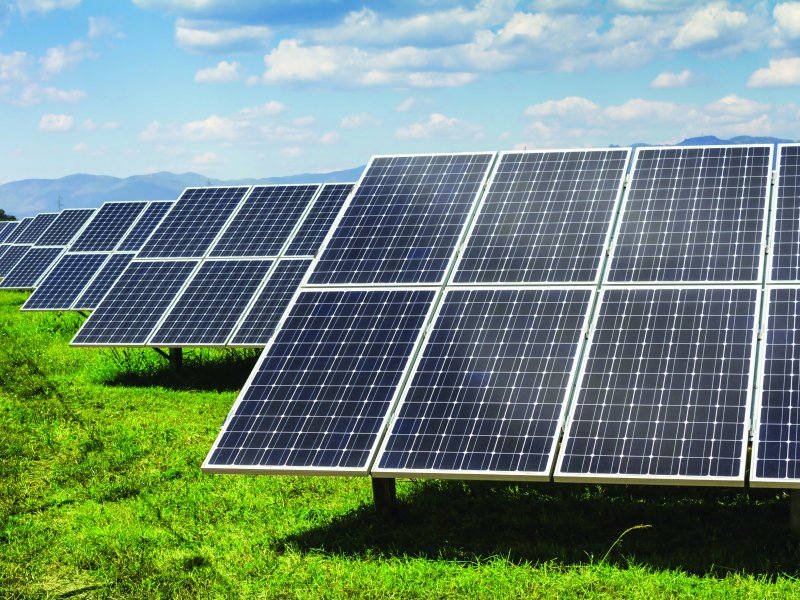 Thorsec zorgt voor de beveiliging van uw zonnepanelen, zendmasten of windmolen met schrikdraad beveiliging, schrikdraaddetectie of rust ze uit met camera bewaking en observatie.