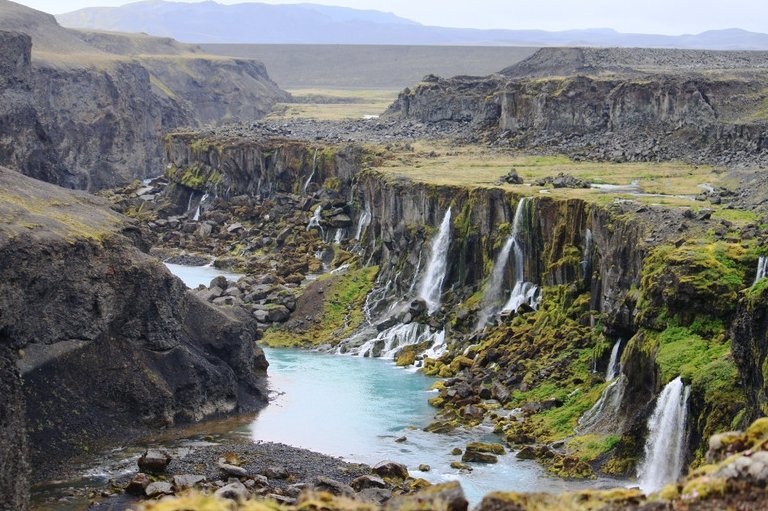 Sigldugljufur - IJsland Deze pareltjes kan je enkel bereiken per 4x4