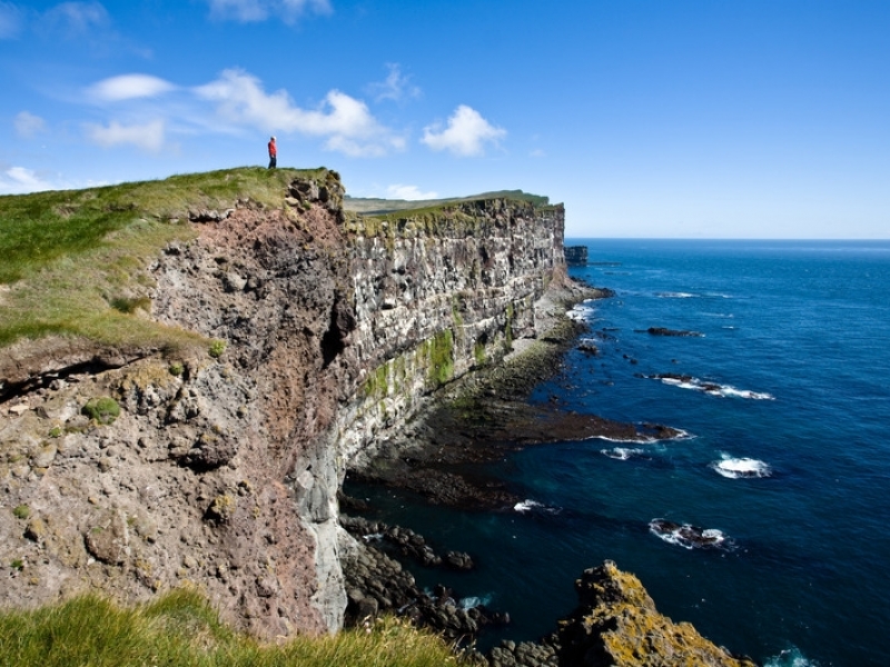 Het zeer mooie schiereiland Snaefellsnes Rondrit van IJsland met huurauto