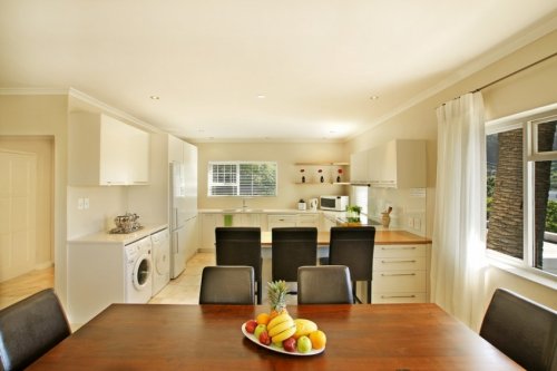 Uw keuken is volledig uitgerust en chef-waardig Villa Bright House in Kaapstad | Exclusive Culitravel