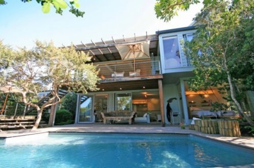 De villa is op een Top locatie Villa Clara in Plettenberg Bay| Exclusive Culitravel