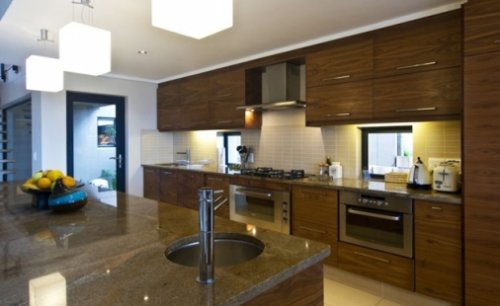 Uw keuken is volledig uitgerust en chef-waardig Villa Knysna Views in het Pezula Golf Estate, Knysna| Exclusive Culitravel