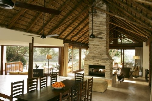 Uw keuken is volledig uitgerust en chef-waardig Villa Lion Sands in het Sabi Sand Game Reserve, Safaripark| Exclusive Culitravel