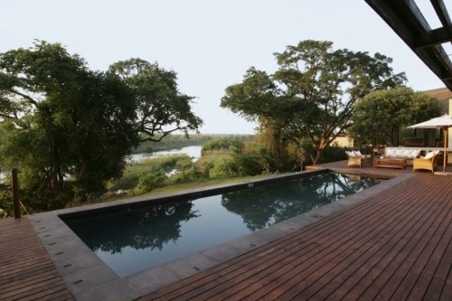 Geniet van het heerlijke klimaat in tuin,terras en aan uw eigen zwembad Villa Lion Sands in het Sabi Sand Game Reserve, Safaripark| Exclusive Culitravel