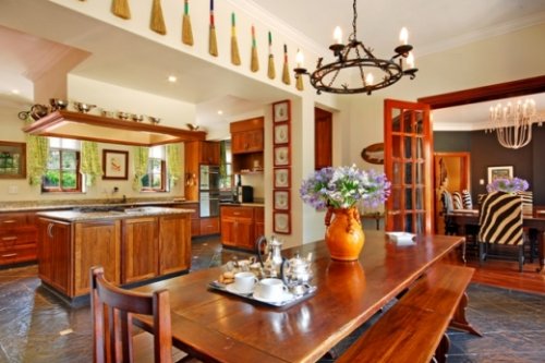 Uw keuken is volledig uitgerust en chef-waardig Villa Melville Road in Johannesburg| Exclusive Culitravel