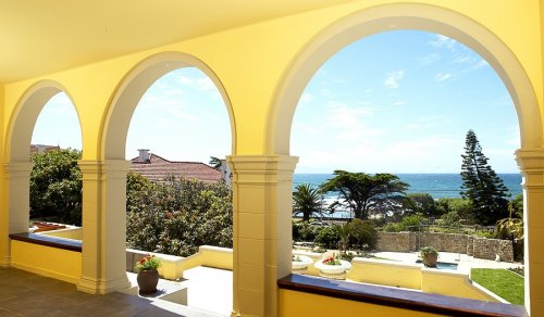 Ontspan in de ruime woonkamer(s) van Villa Rodwell House Villa Rodwell House in Kaapstad | Exclusive Culitravel