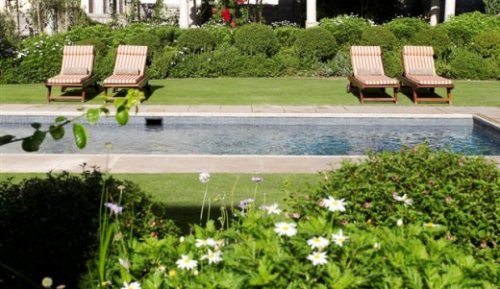 Geniet van het heerlijke klimaat in tuin,terras en aan uw eigen zwembad Villa Rodwell House in Kaapstad | Exclusive Culitravel