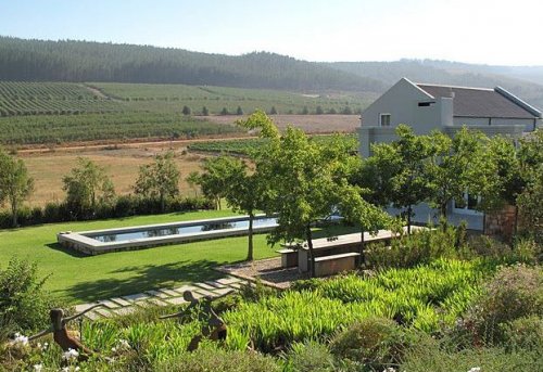 Villa South Hill in South Hill Vineyards, Elgin, Wine Estate| Exclusive Culitravel