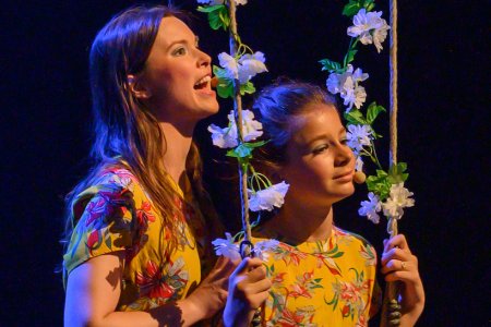 Meld je aan voor de audities voor Vaye Selectieklas Elène Vaye, Vaye Selectieklas