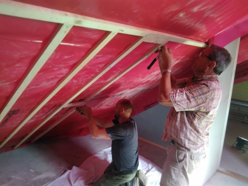 Dakisolatie aanbrengen Dakisolatie aanbrengen