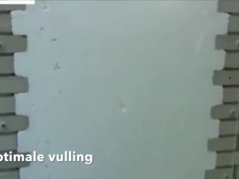 Spouwmuur naadloos geïsoleerd met Helmfoam Spouwmuur naadloos geïsoleerd met Helmfoam